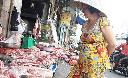 TP.HCM: Lo ngại thực phẩm tăng theo giá thịt lợn